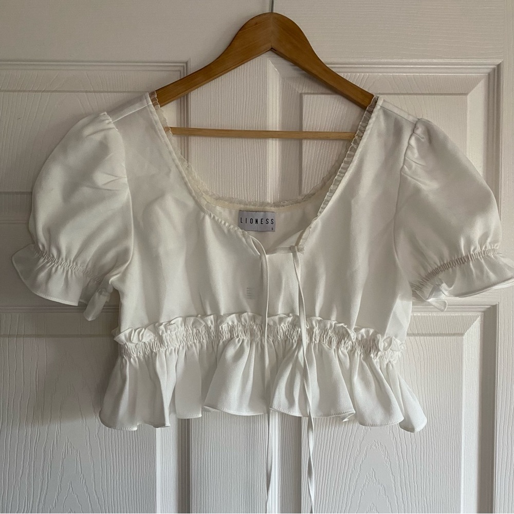 Urban Outfitters Lioness White Ruffle Crop Blouse